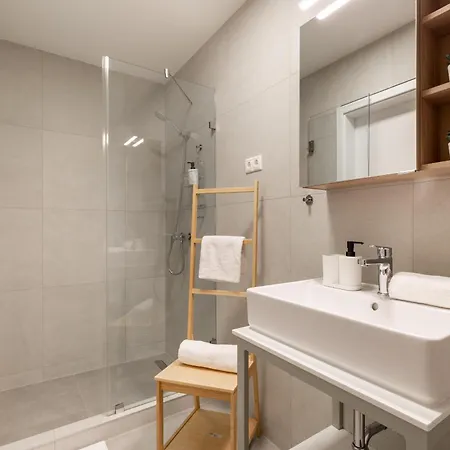 Downtown Residences Vh - Ac, Elevator, Terrace 아파트호텔